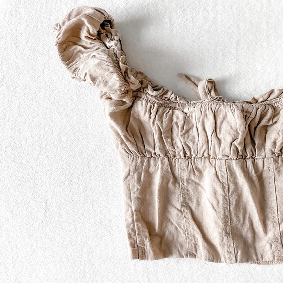 Princess Polly Eloise Crop Top (beige) - Picture 11 of 12